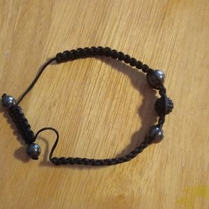 Adjustable bracelet